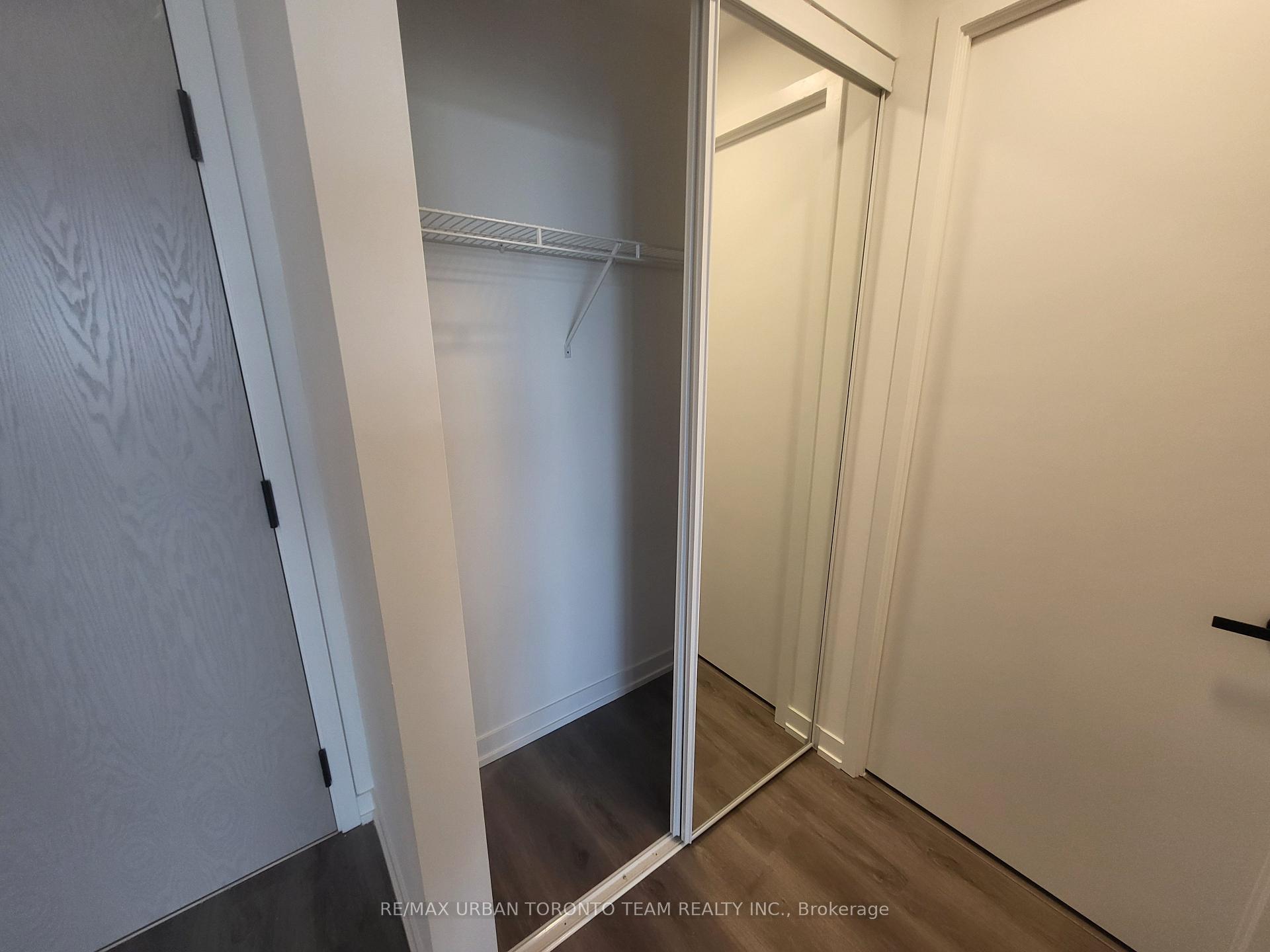 Photo 10 of Unit 3310, 225 Commerce St Street, Vaughan, Vaughan Corporate Centre — HOMEH