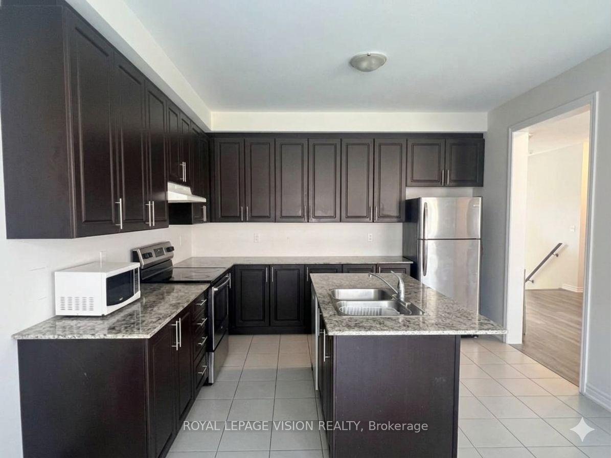 Photo 18 of 1929 Don White Court, Oshawa, Taunton — HOMEH