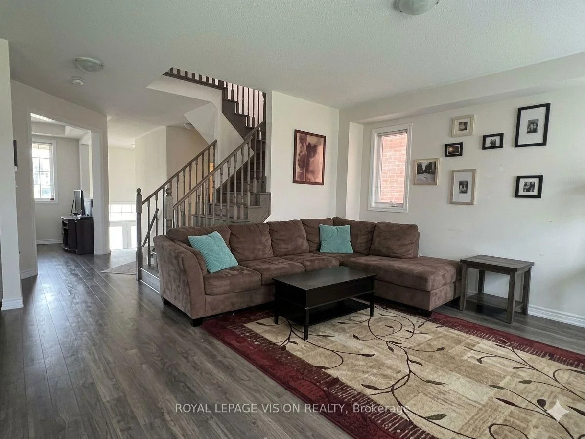 Photo 15 of 1929 Don White Court, Oshawa, Taunton — HOMEH