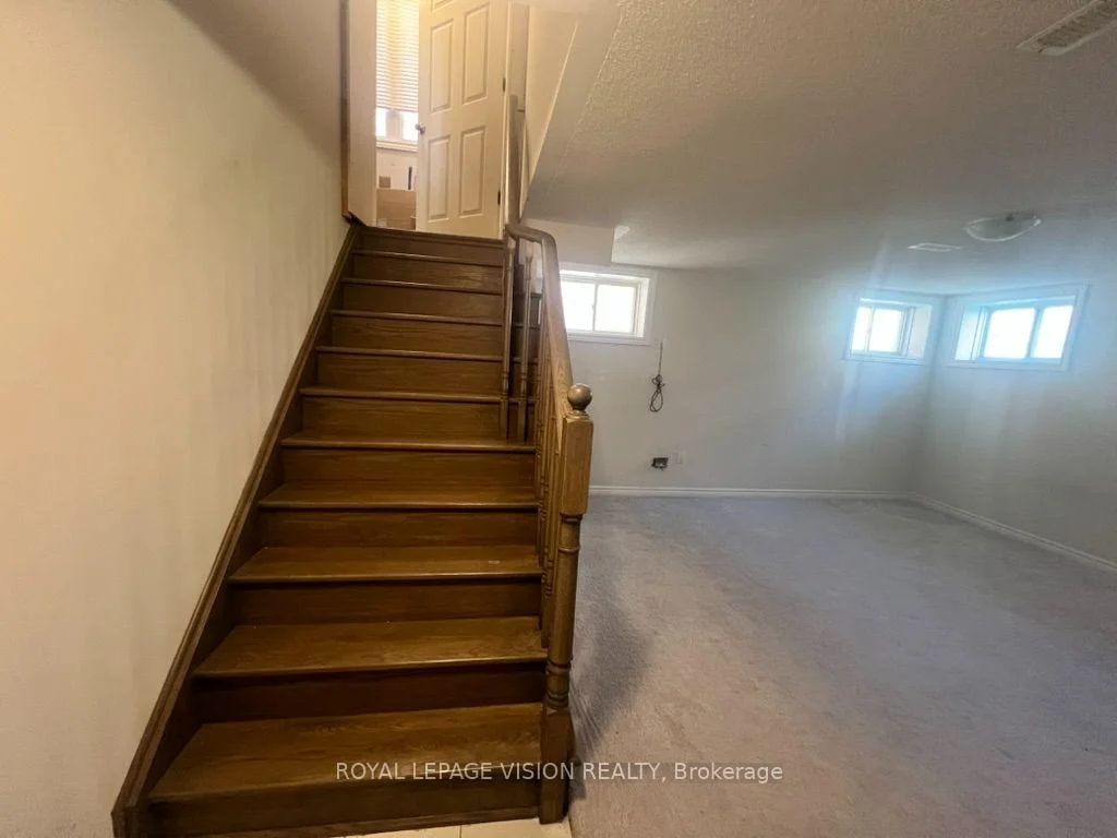 Photo 28 of 1929 Don White Court, Oshawa, Taunton — HOMEH