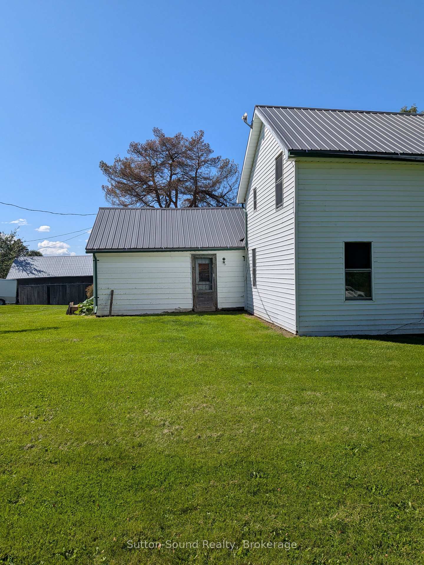 Photo 9 of 781492 3 Side Road, Chatsworth — HOMEH
