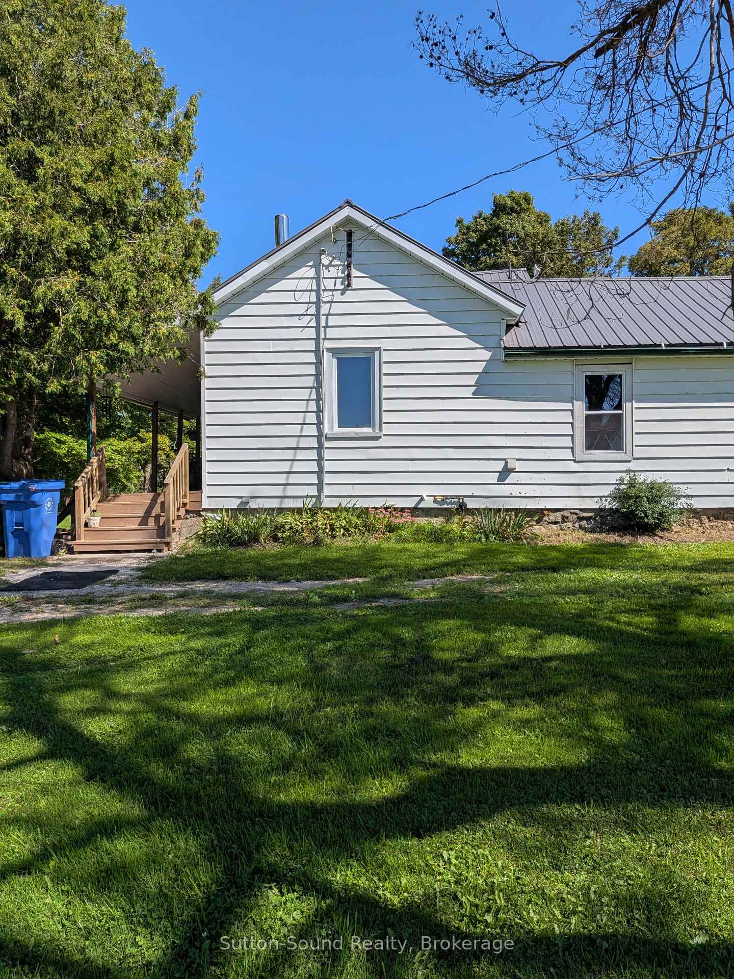 Photo 12 of 781492 3 Side Road, Chatsworth — HOMEH