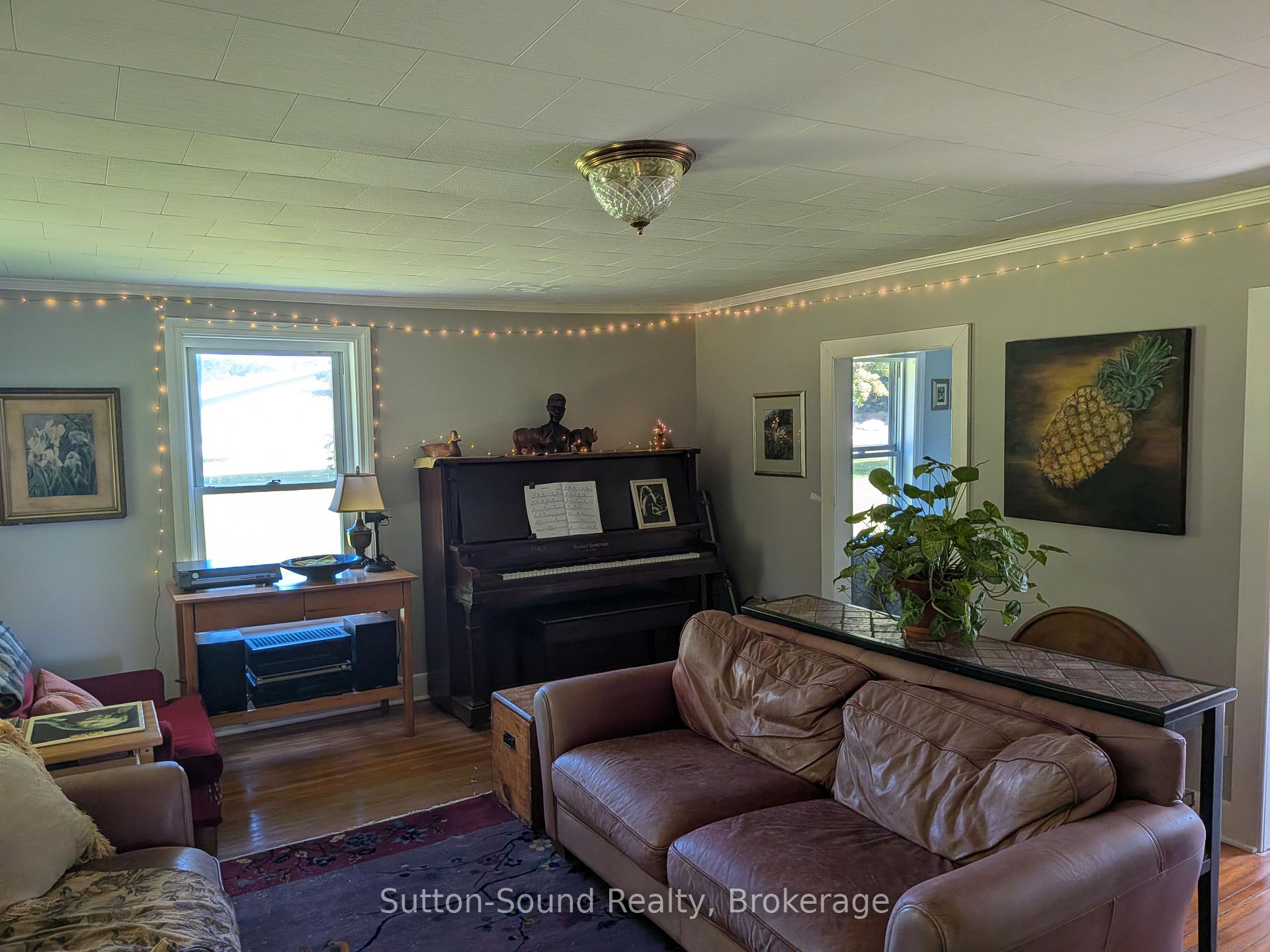 Photo 22 of 781492 3 Side Road, Chatsworth — HOMEH