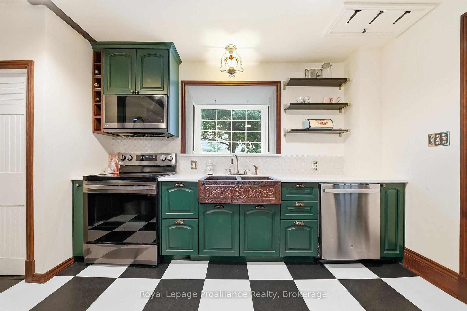 Photo 6 of 195 Maclellan Avenue, Quinte West, Trenton Ward — HOMEH