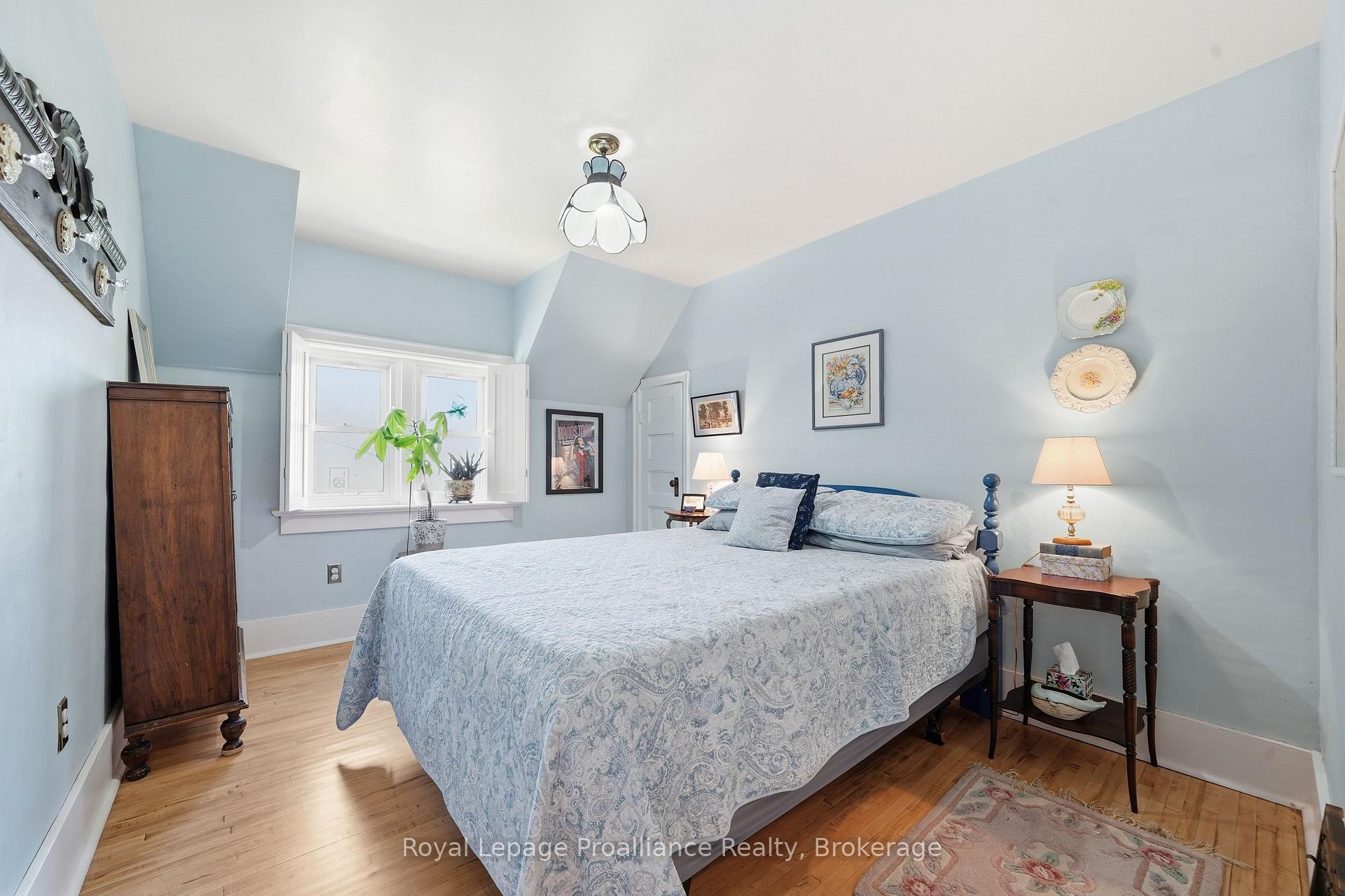 Photo 37 of 195 Maclellan Avenue, Quinte West, Trenton Ward — HOMEH