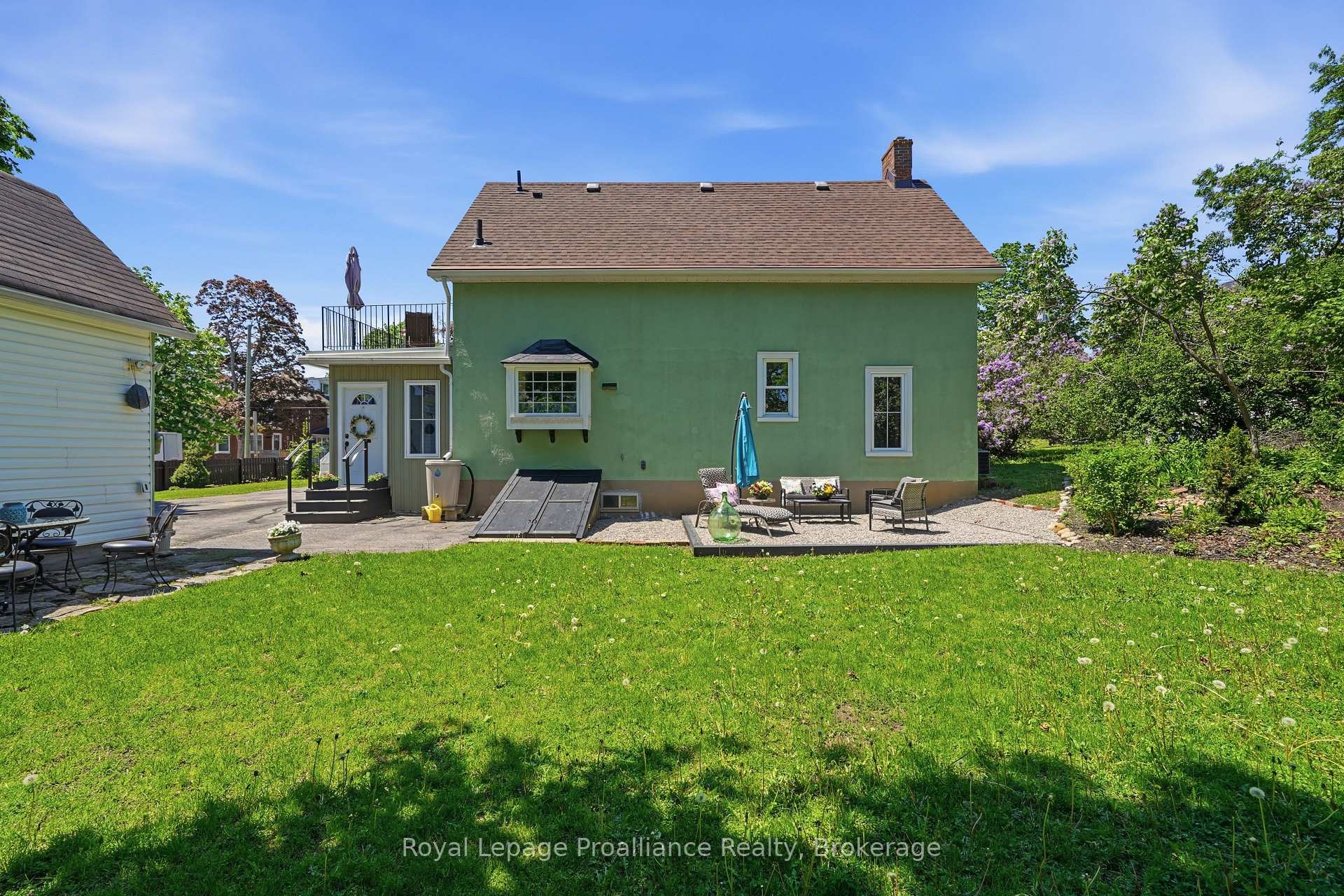 Photo 46 of 195 Maclellan Avenue, Quinte West, Trenton Ward — HOMEH