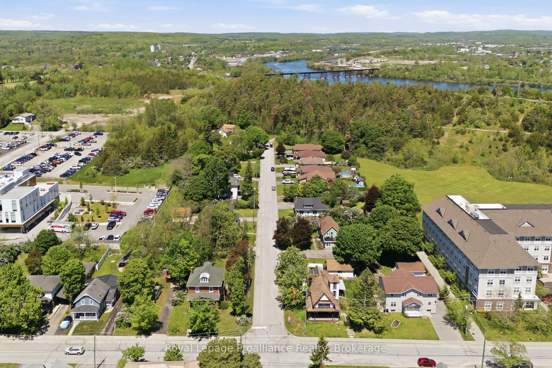 Photo 49 of 195 Maclellan Avenue, Quinte West, Trenton Ward — HOMEH