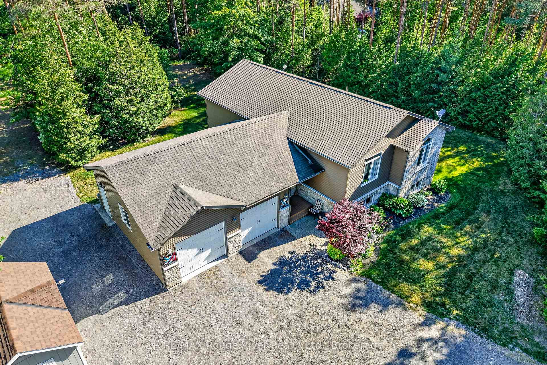 Photo 3 of 149 Pine Tree Lane, Cramahe, Colborne — HOMEH