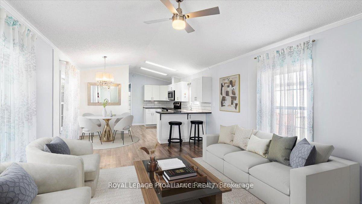 Photo 3 of Unit 18, 311 Dundas Street E, Quinte West, Trenton Ward — HOMEH