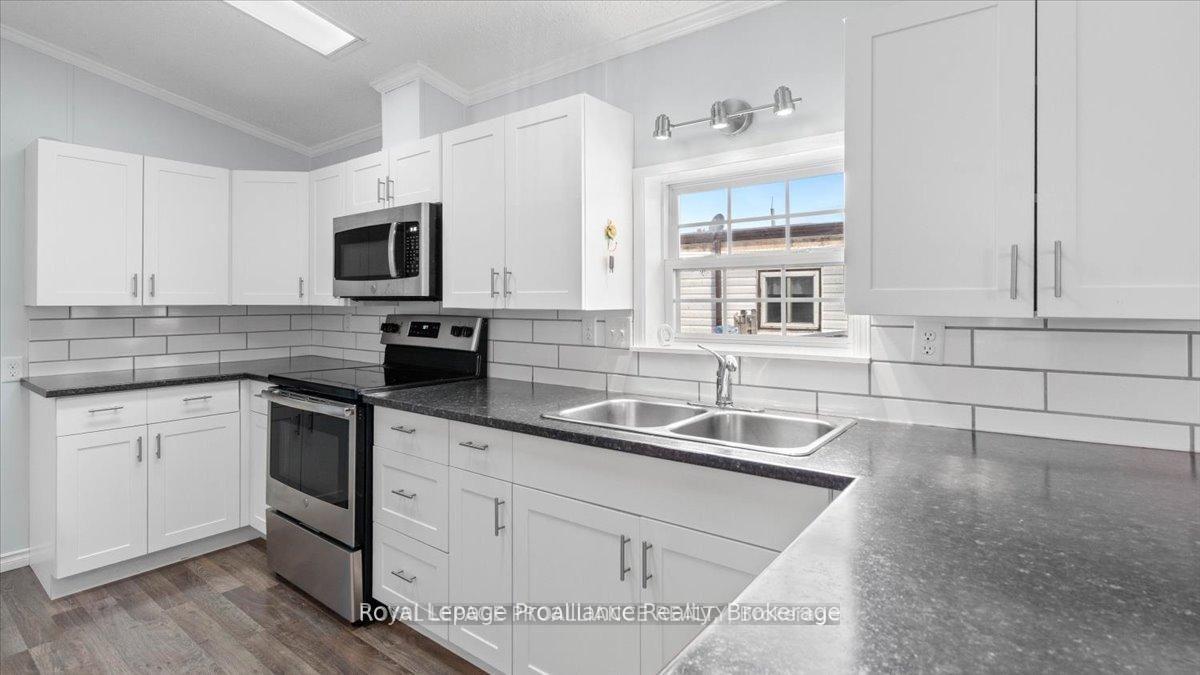 Photo 9 of Unit 18, 311 Dundas Street E, Quinte West, Trenton Ward — HOMEH