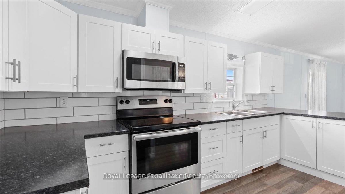 Photo 10 of Unit 18, 311 Dundas Street E, Quinte West, Trenton Ward — HOMEH