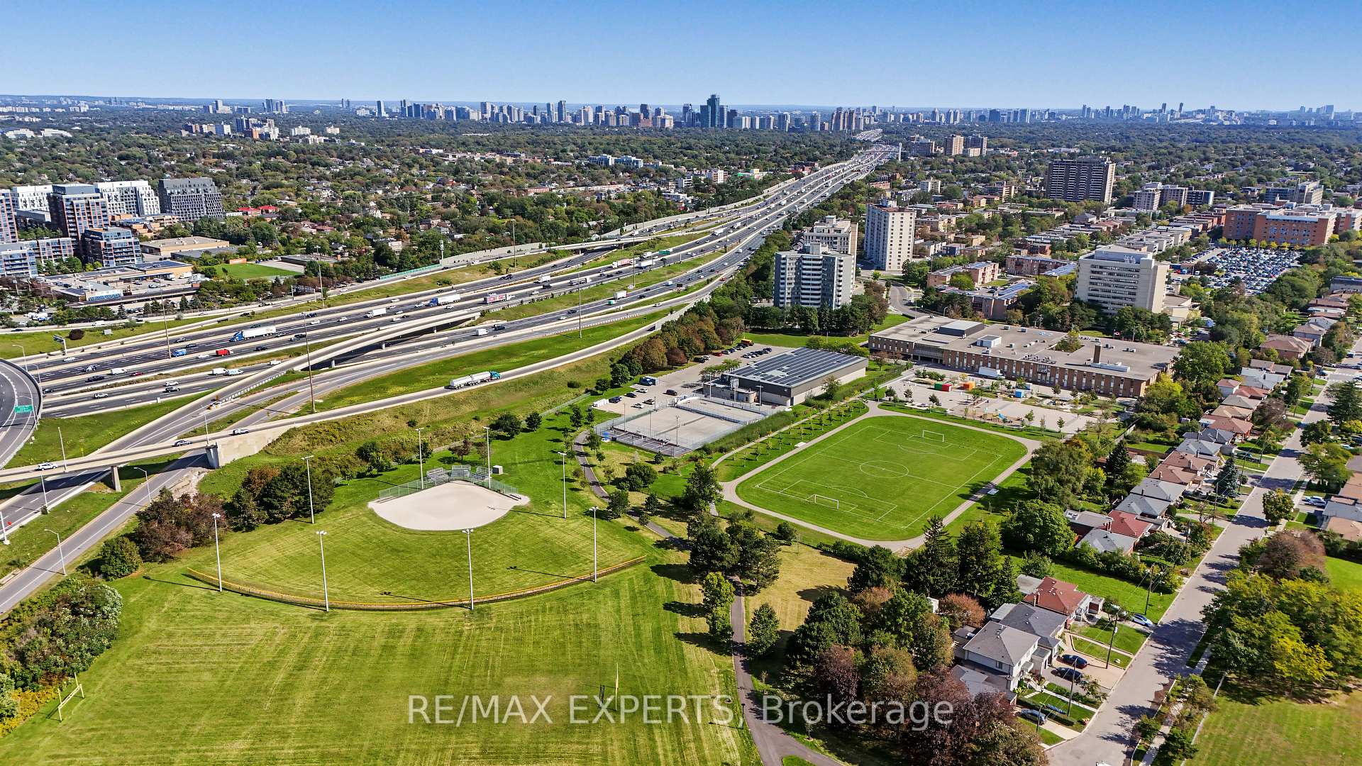 Photo 9 of 129 Sultana Avenue, Toronto, Englemount-Lawrence — HOMEH