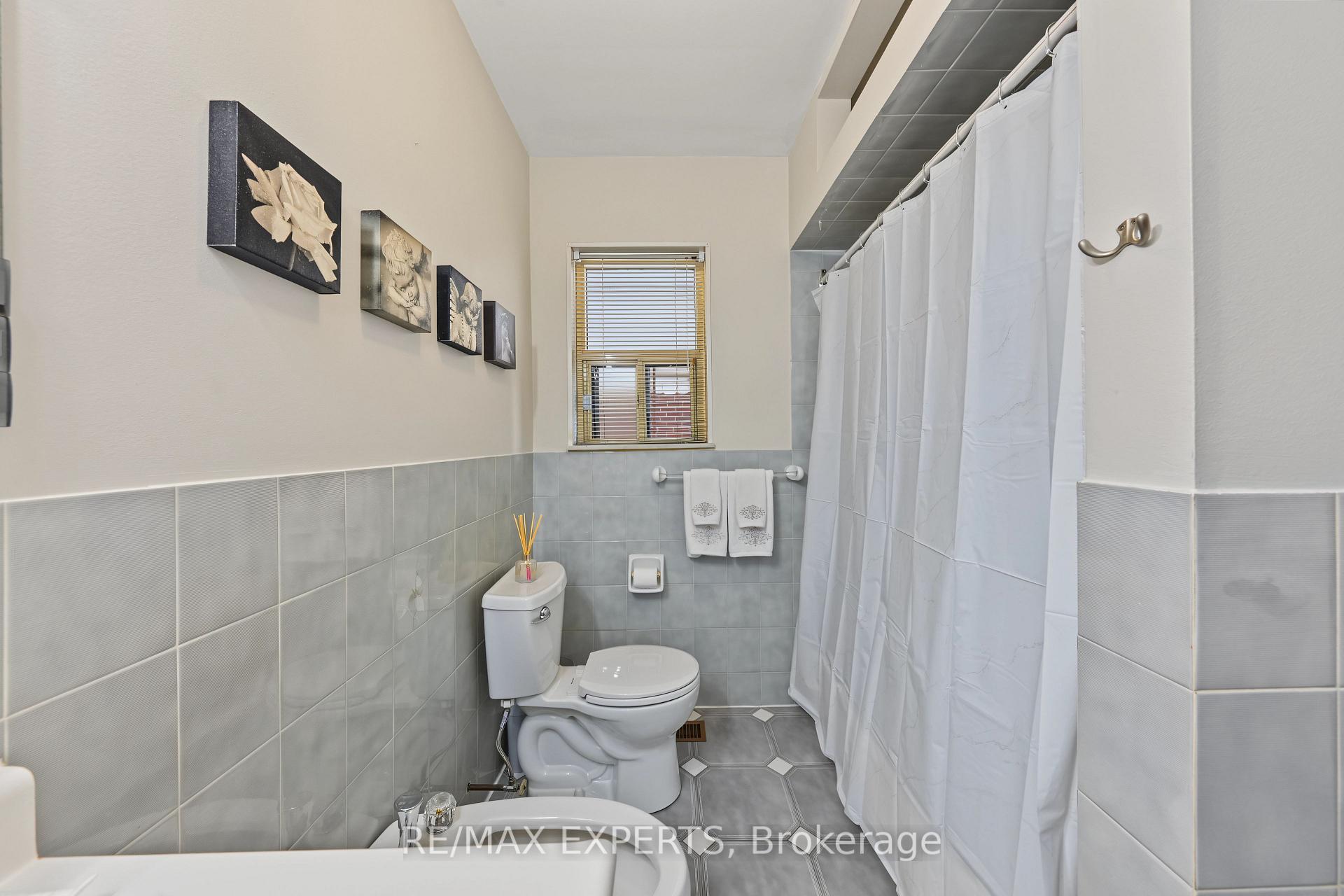 Photo 29 of 129 Sultana Avenue, Toronto, Englemount-Lawrence — HOMEH