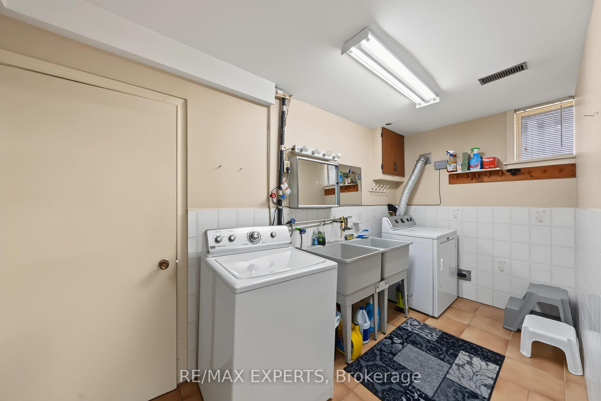 Photo 38 of 129 Sultana Avenue, Toronto, Englemount-Lawrence — HOMEH