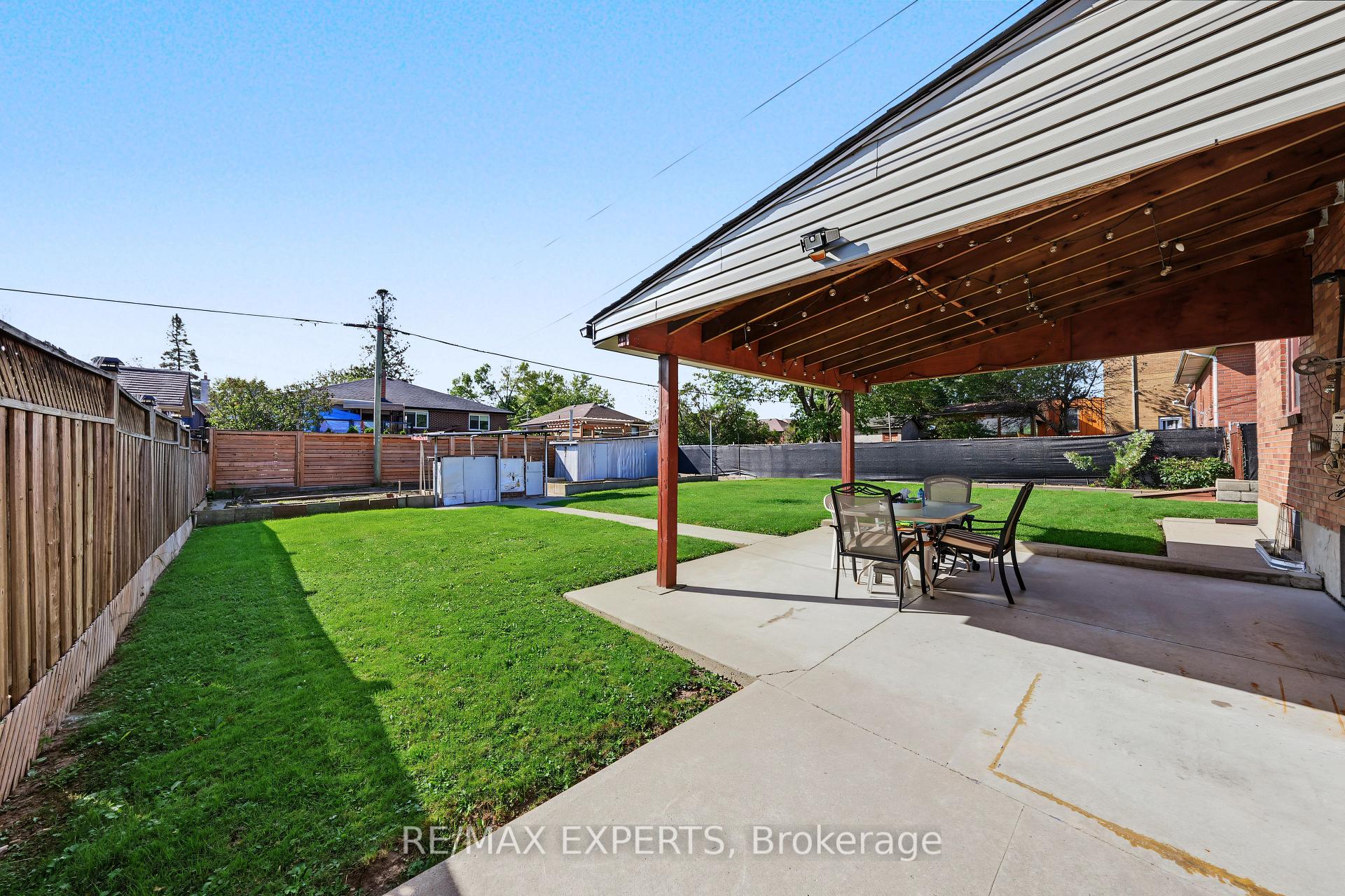 Photo 41 of 129 Sultana Avenue, Toronto, Englemount-Lawrence — HOMEH