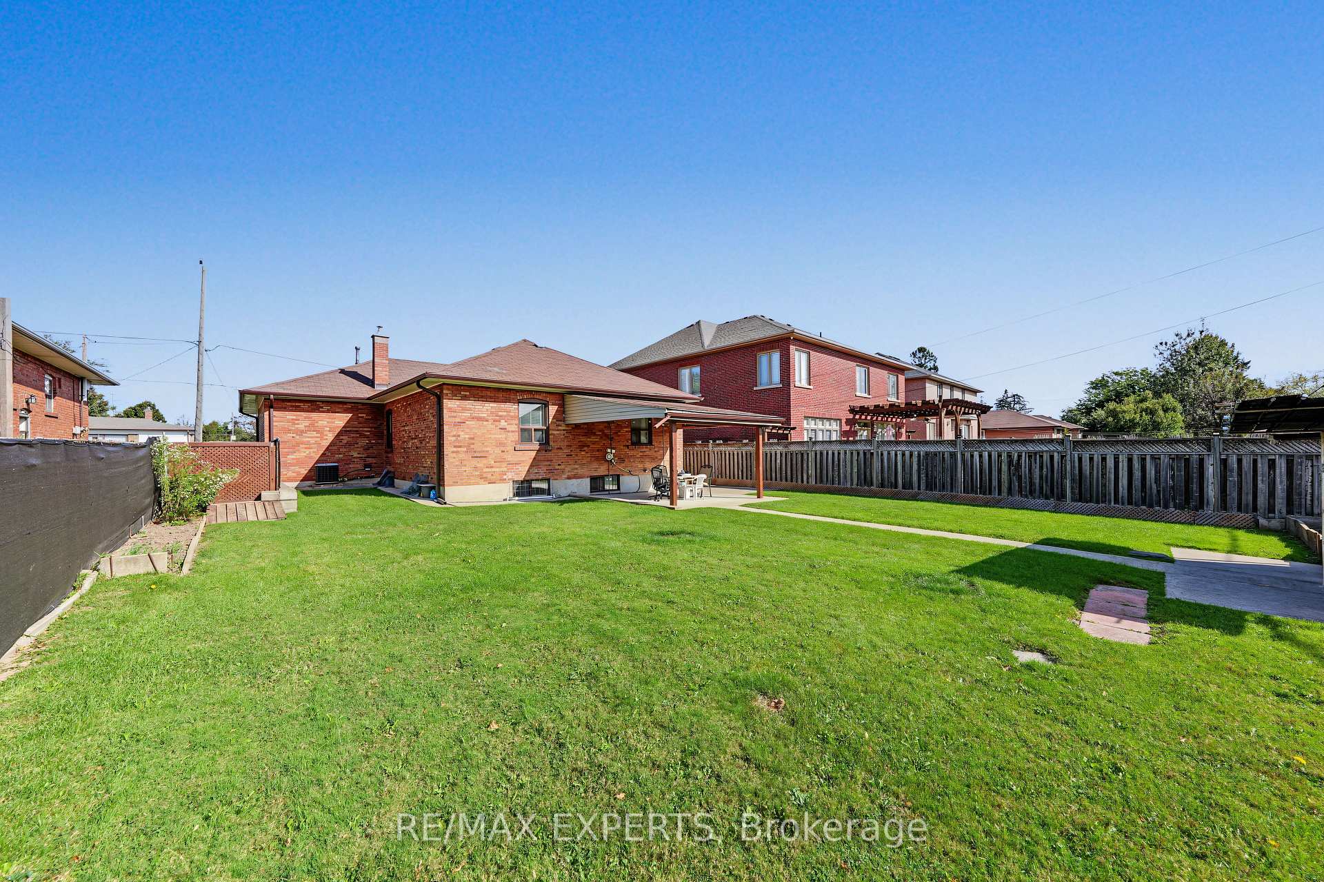 Photo 44 of 129 Sultana Avenue, Toronto, Englemount-Lawrence — HOMEH