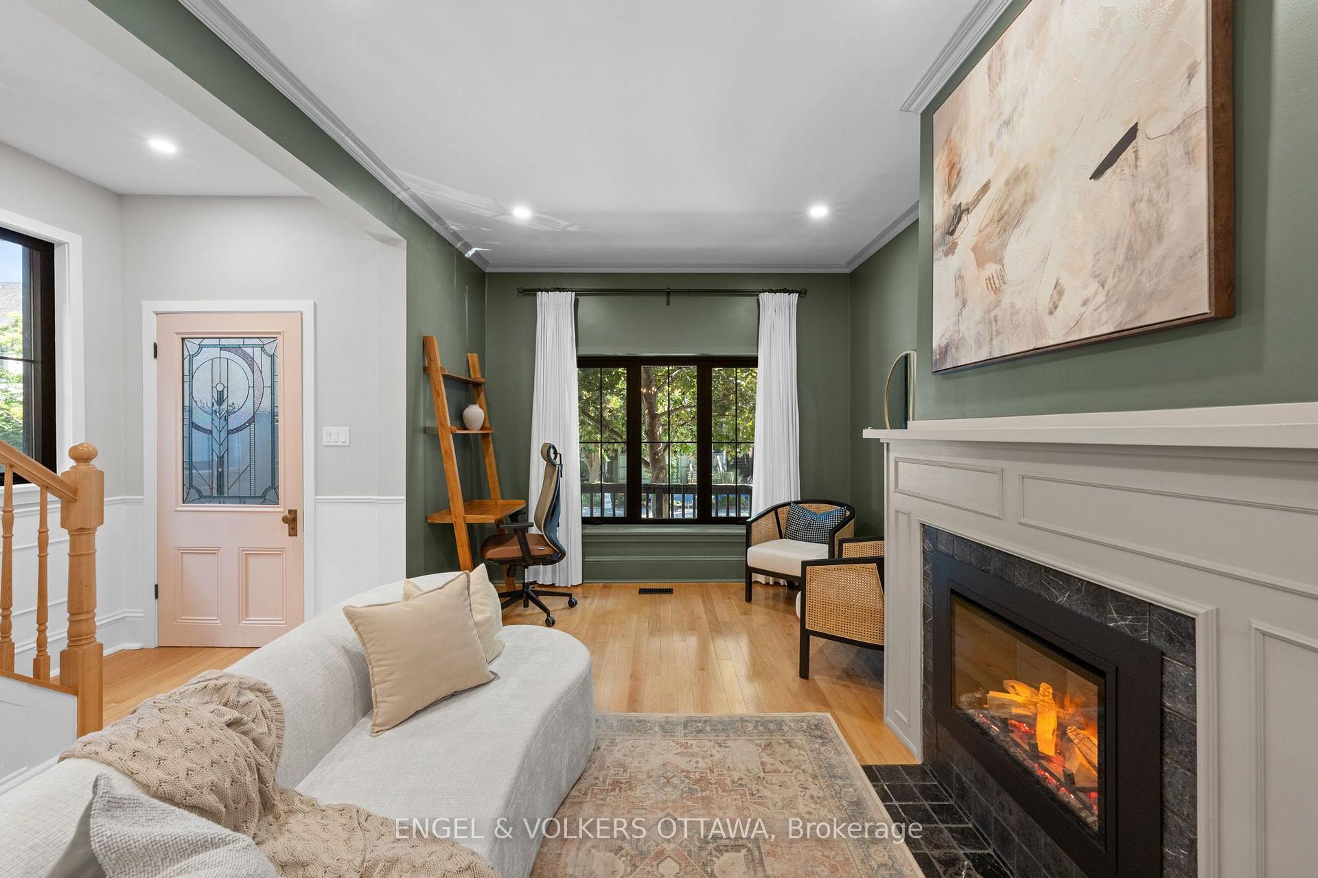 Photo 10 of 41 Ivy Crescent, Ottawa, Lindenlea — HOMEH