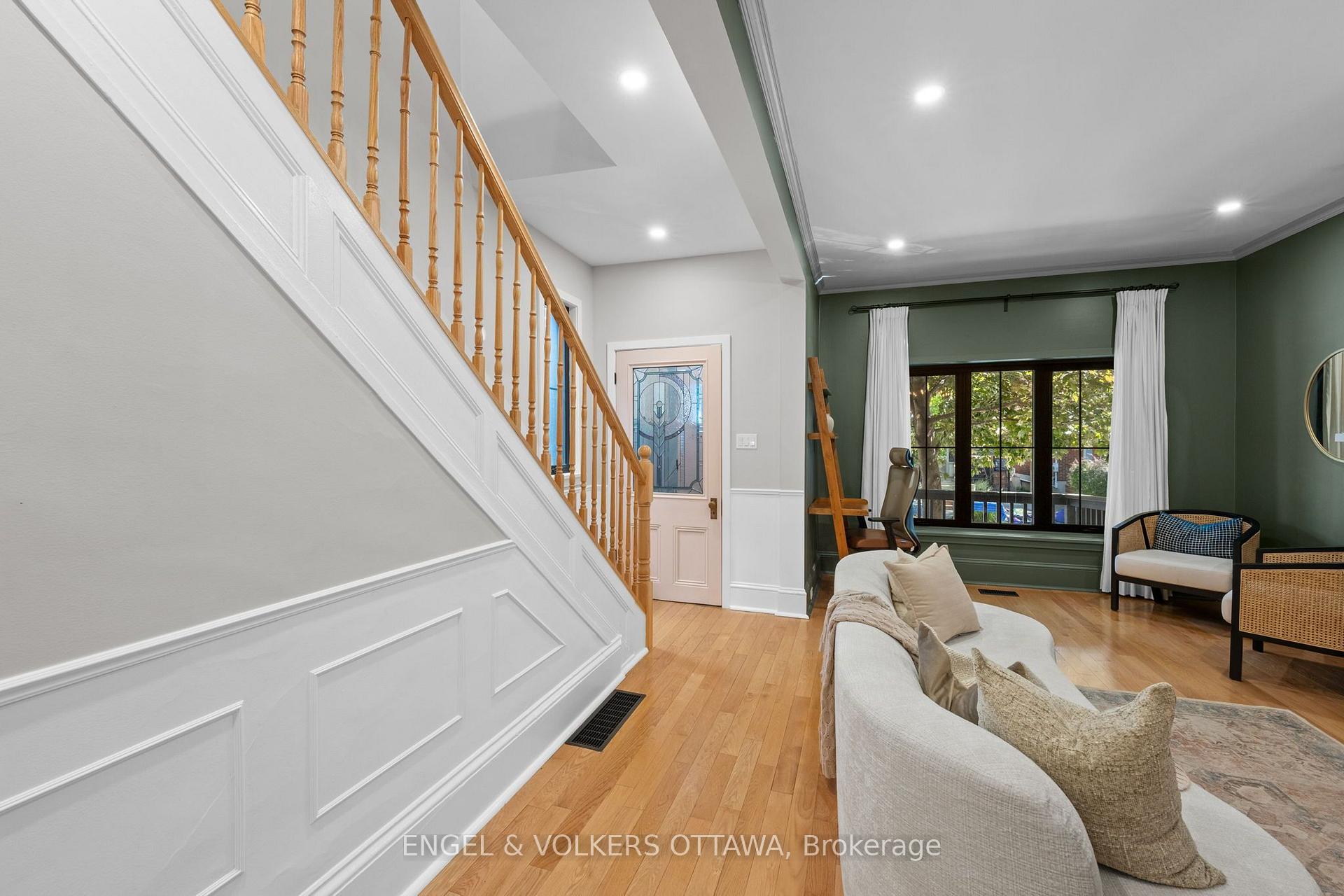 Photo 11 of 41 Ivy Crescent, Ottawa, Lindenlea — HOMEH