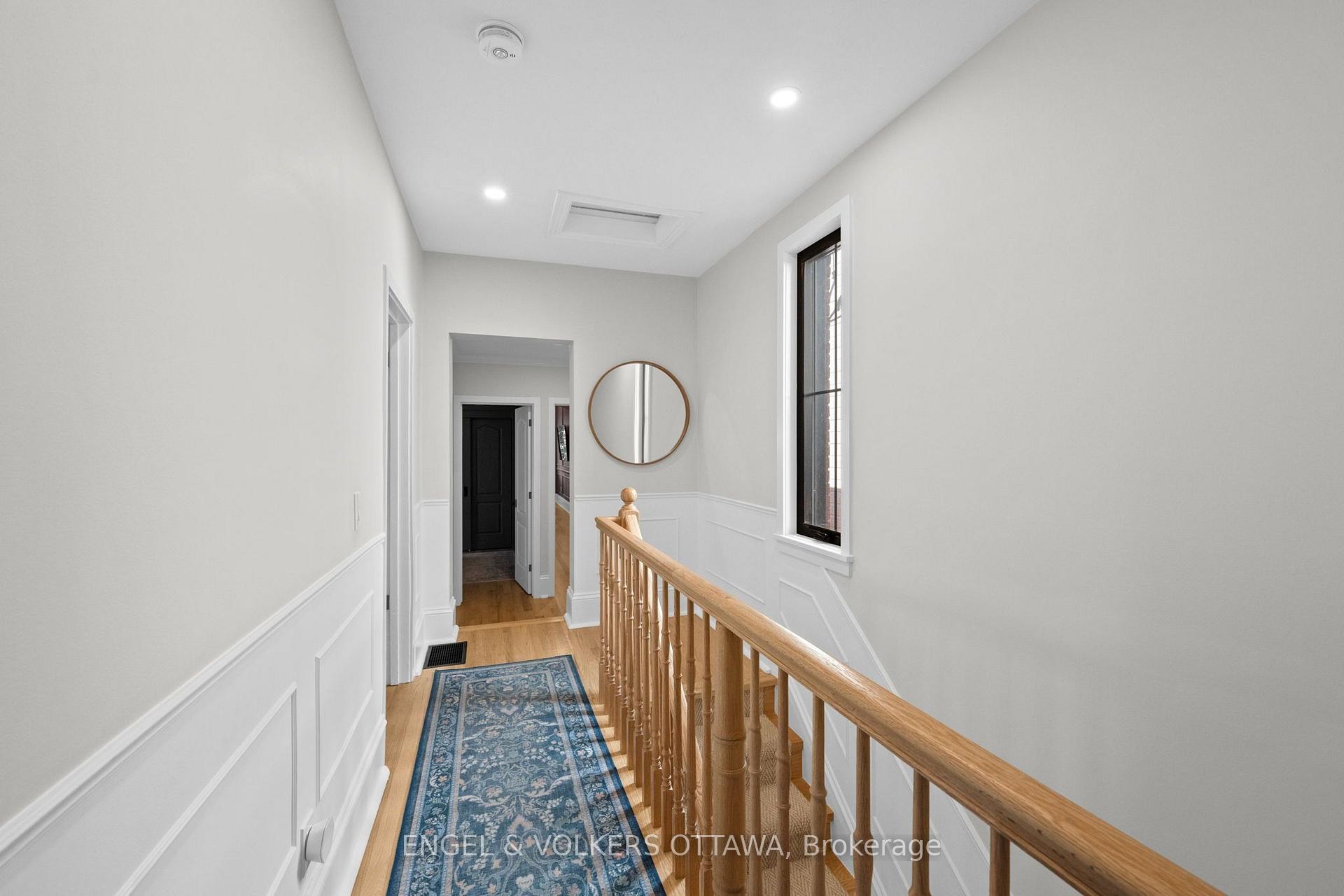 Photo 24 of 41 Ivy Crescent, Ottawa, Lindenlea — HOMEH