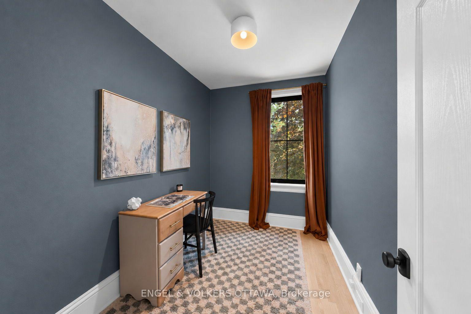 Photo 37 of 41 Ivy Crescent, Ottawa, Lindenlea — HOMEH