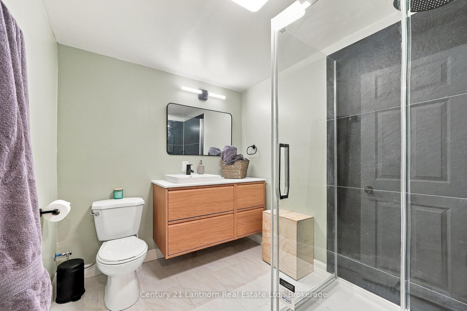 Photo 4 of 706 Willis Street, Kingston, South of Taylor-Kidd Blvd — HOMEH