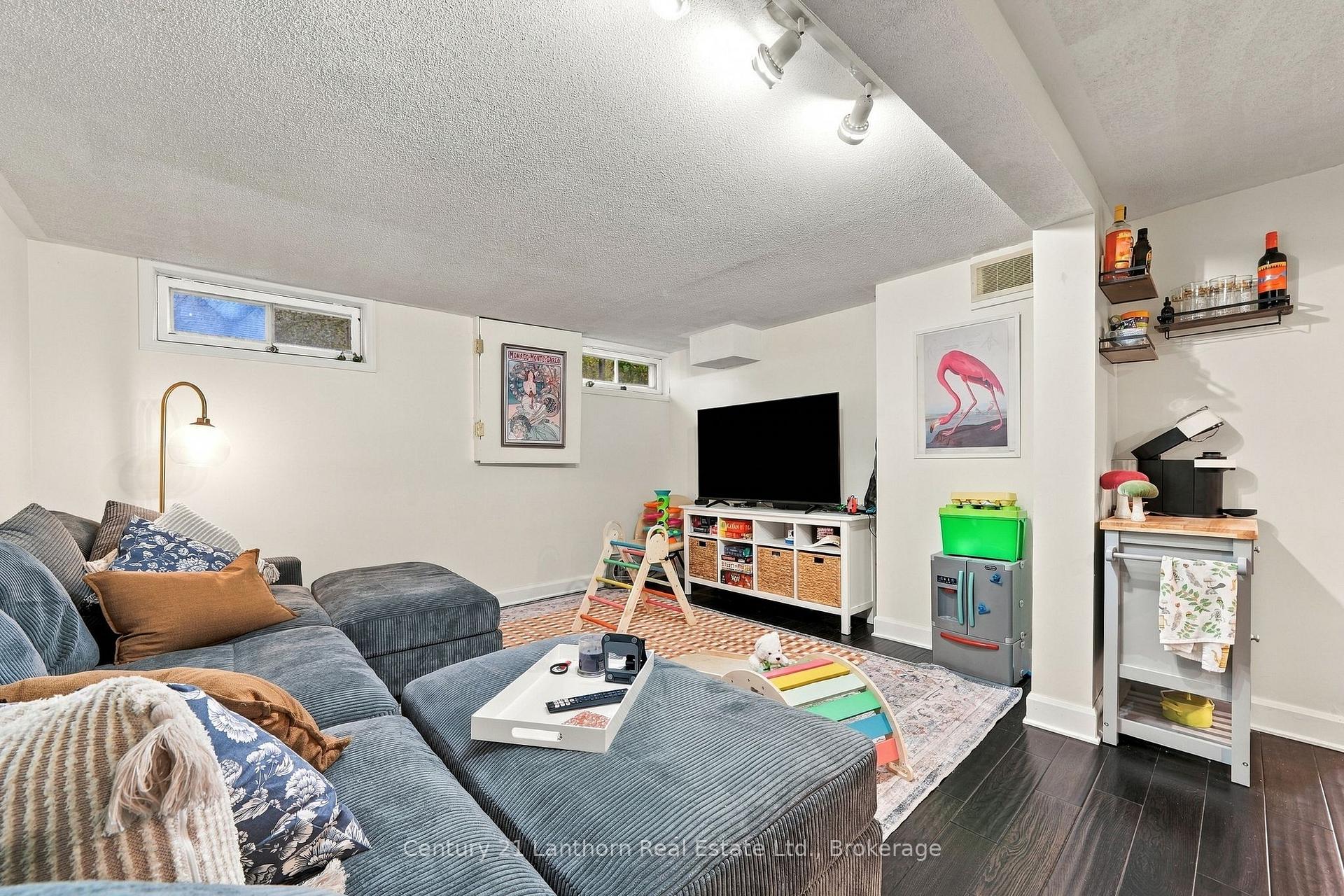 Photo 28 of 706 Willis Street, Kingston, South of Taylor-Kidd Blvd — HOMEH