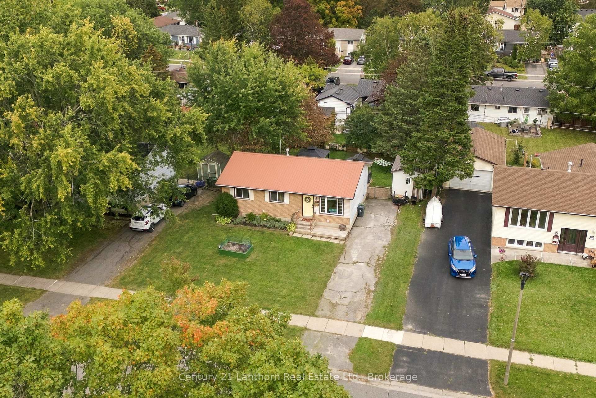 Photo 41 of 706 Willis Street, Kingston, South of Taylor-Kidd Blvd — HOMEH