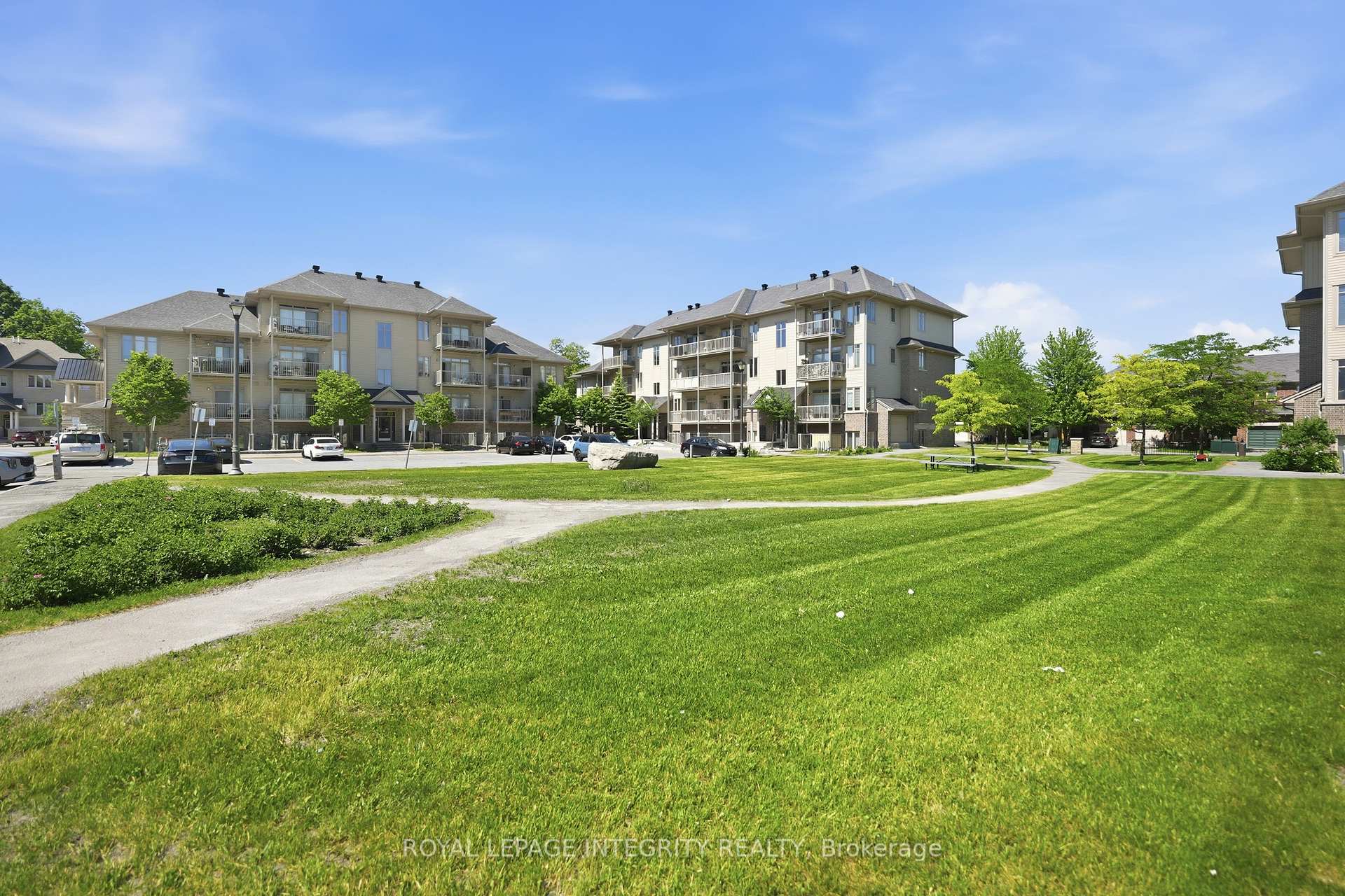 Photo 21 of Unit A, 20 Tadley Private, Ottawa, Barrhaven - Longfields — HOMEH