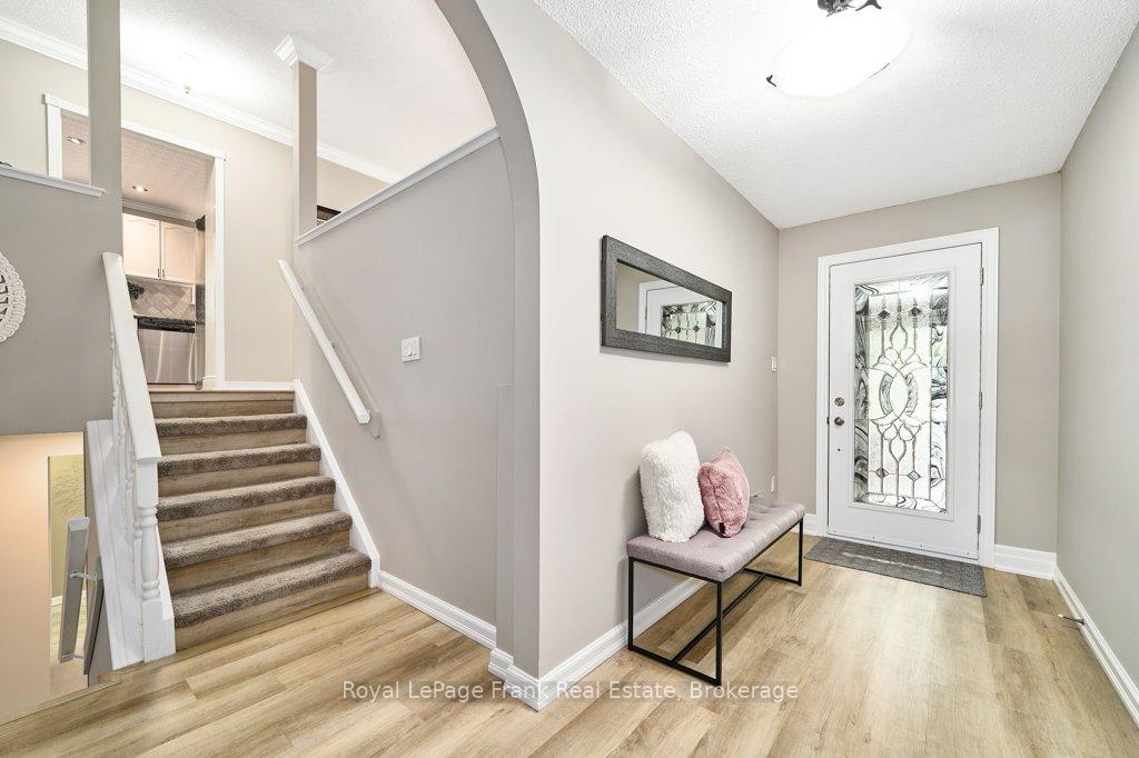 Photo 12 of 1006 Cardinal Court, Oshawa, Eastdale — HOMEH
