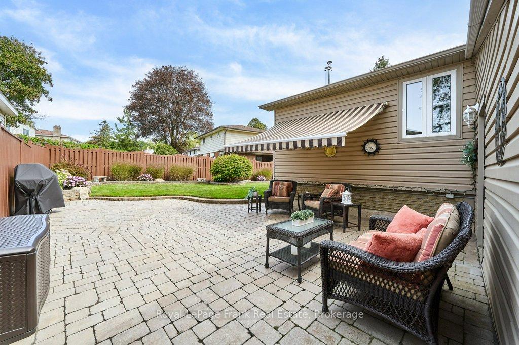 Photo 41 of 1006 Cardinal Court, Oshawa, Eastdale — HOMEH