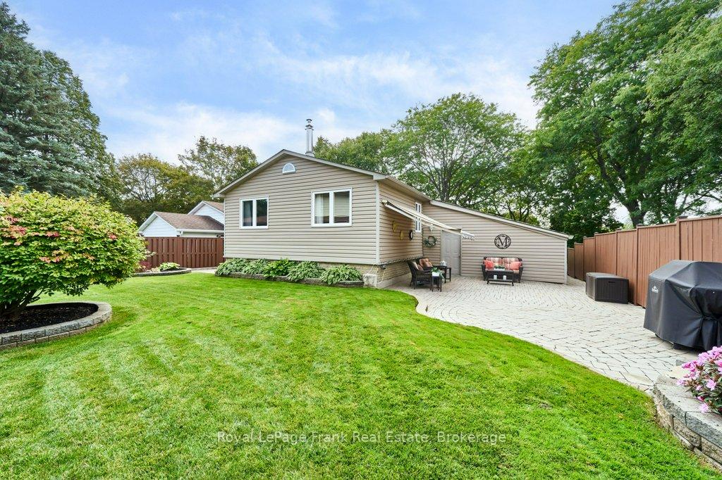 Photo 44 of 1006 Cardinal Court, Oshawa, Eastdale — HOMEH