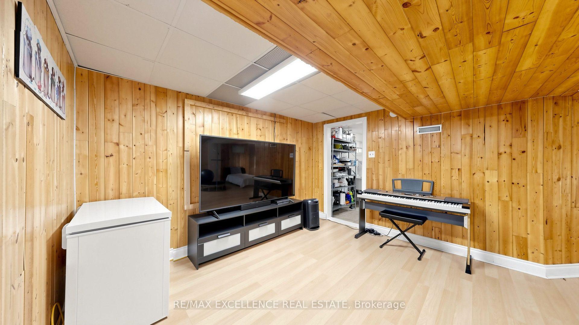 Photo 36 of 28 Glenvale Boulevard, Brampton, Northgate — HOMEH