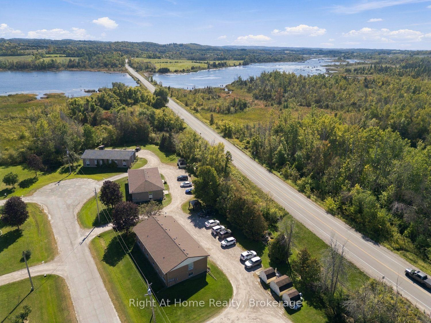 Photo 3 of Unit C, 103 Rita Crescent, Kawartha Lakes, Omemee — HOMEH