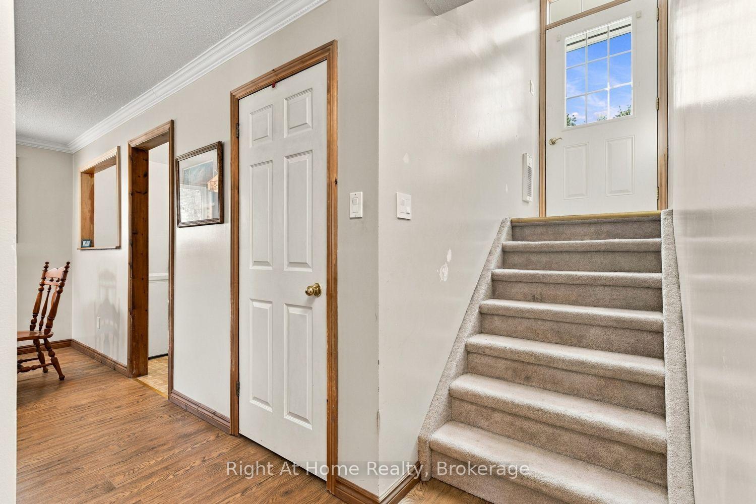 Photo 6 of Unit C, 103 Rita Crescent, Kawartha Lakes, Omemee — HOMEH
