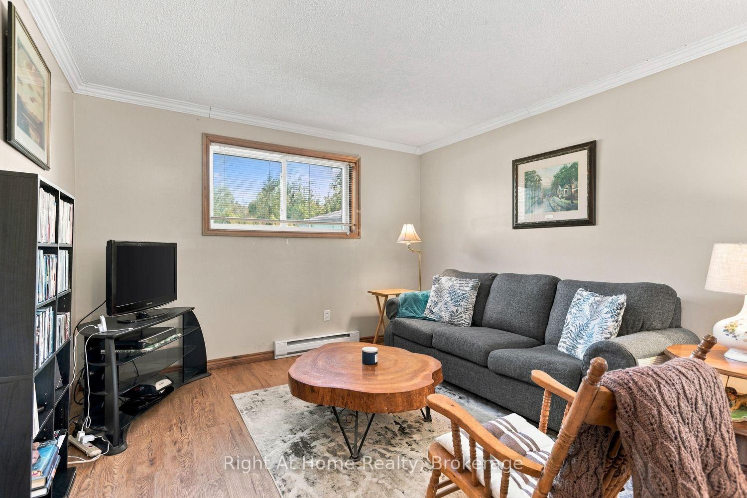 Photo 9 of Unit C, 103 Rita Crescent, Kawartha Lakes, Omemee — HOMEH