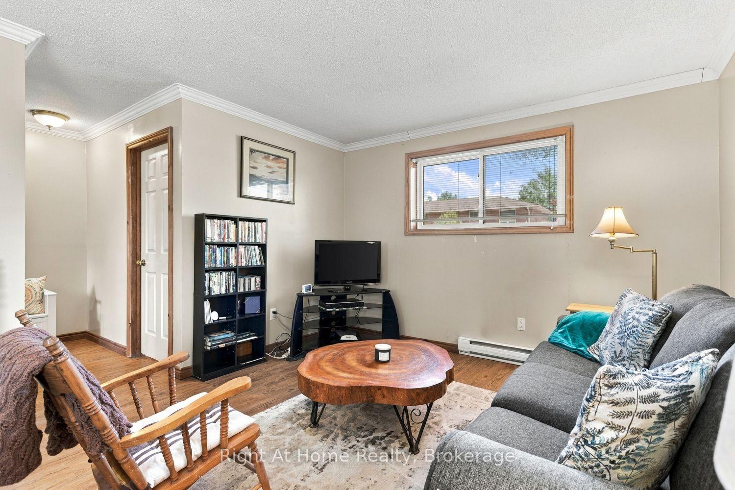 Photo 10 of Unit C, 103 Rita Crescent, Kawartha Lakes, Omemee — HOMEH