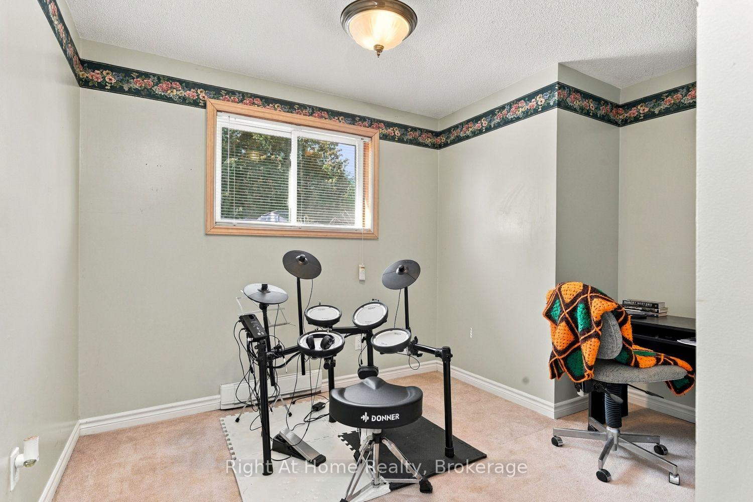 Photo 21 of Unit C, 103 Rita Crescent, Kawartha Lakes, Omemee — HOMEH