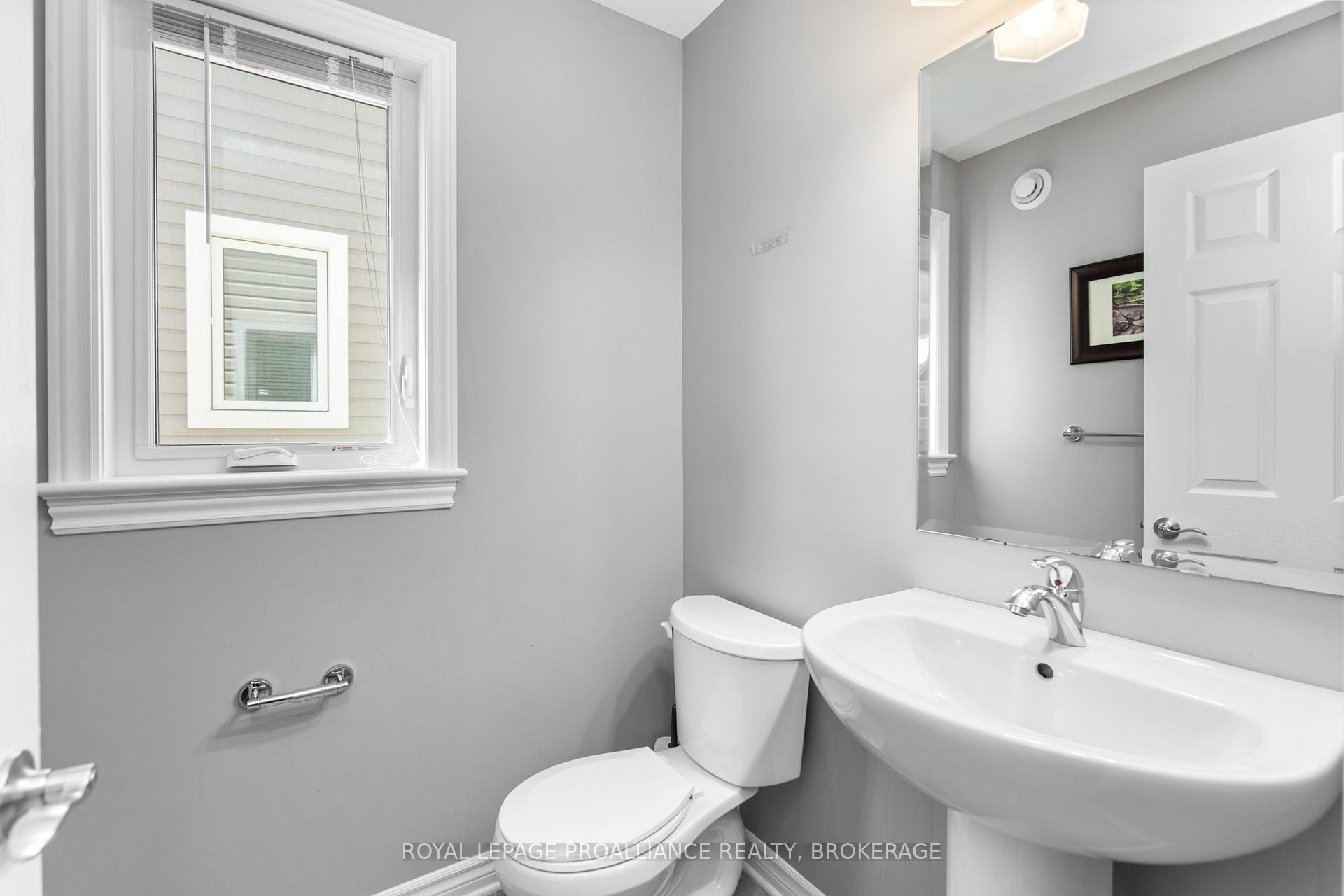 Photo 8 of 1374 Monarch Drive, Kingston, City Northwest — HOMEH