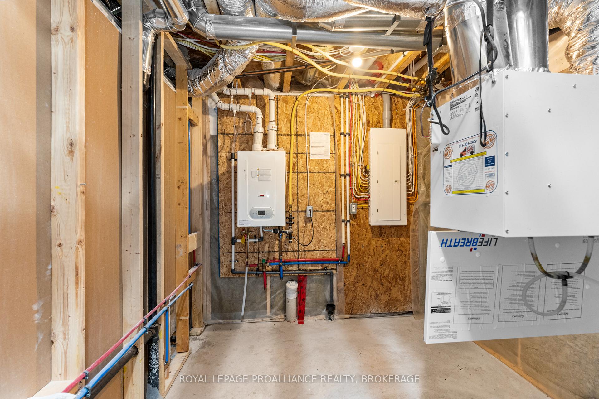 Photo 23 of 1374 Monarch Drive, Kingston, City Northwest — HOMEH