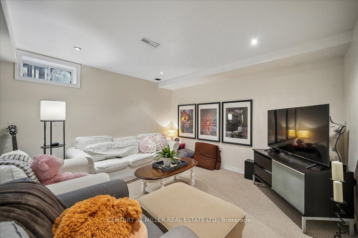 Photo 26 of 2400 Sequoia Way, Oakville, Westmount — HOMEH