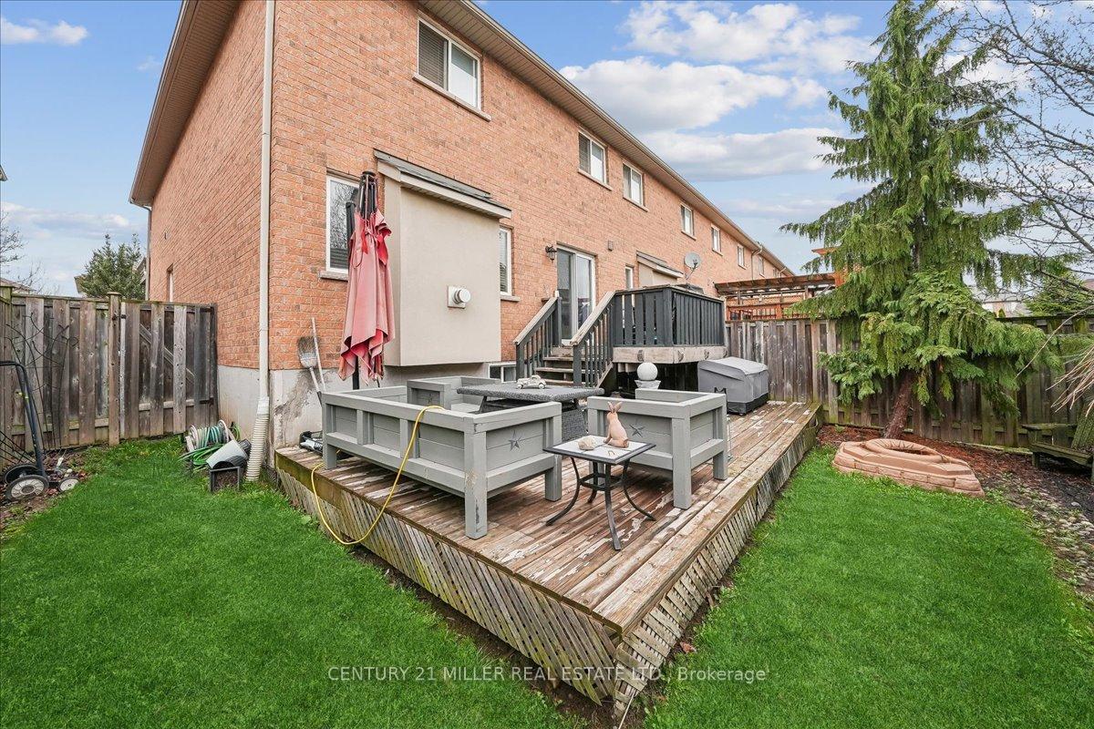 Photo 31 of 2400 Sequoia Way, Oakville, Westmount — HOMEH