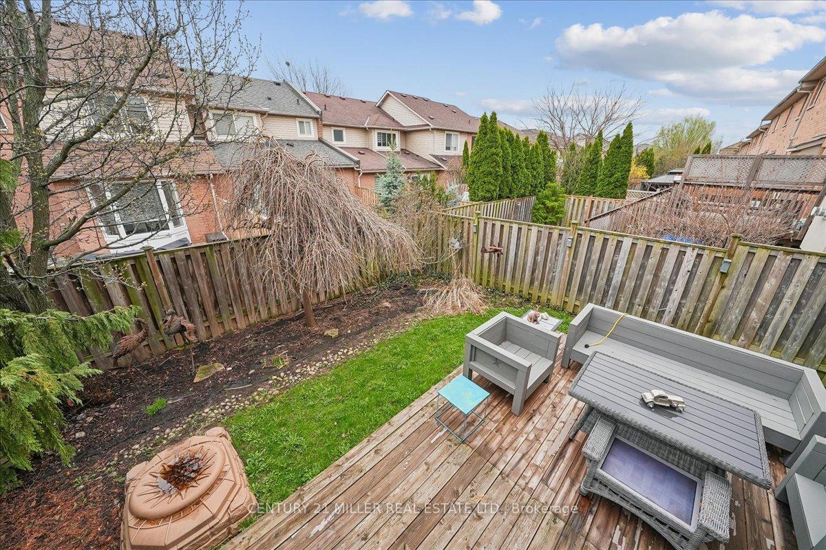 Photo 34 of 2400 Sequoia Way, Oakville, Westmount — HOMEH