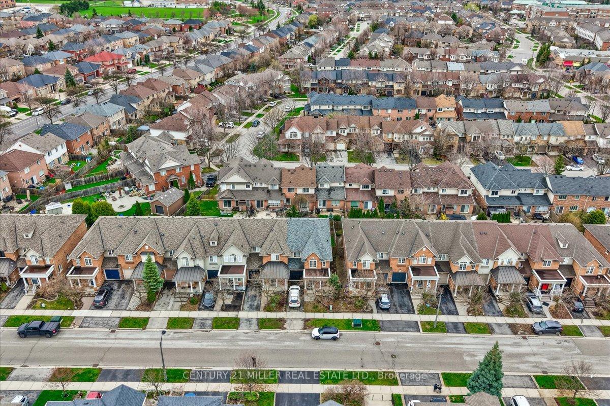 Photo 39 of 2400 Sequoia Way, Oakville, Westmount — HOMEH