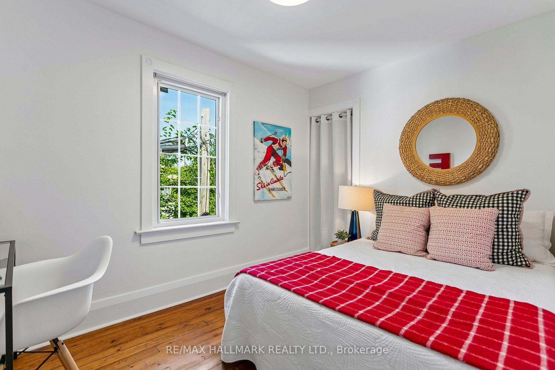 Photo 12 of 8 Hillingdon Avenue, Toronto, Woodbine Corridor — HOMEH