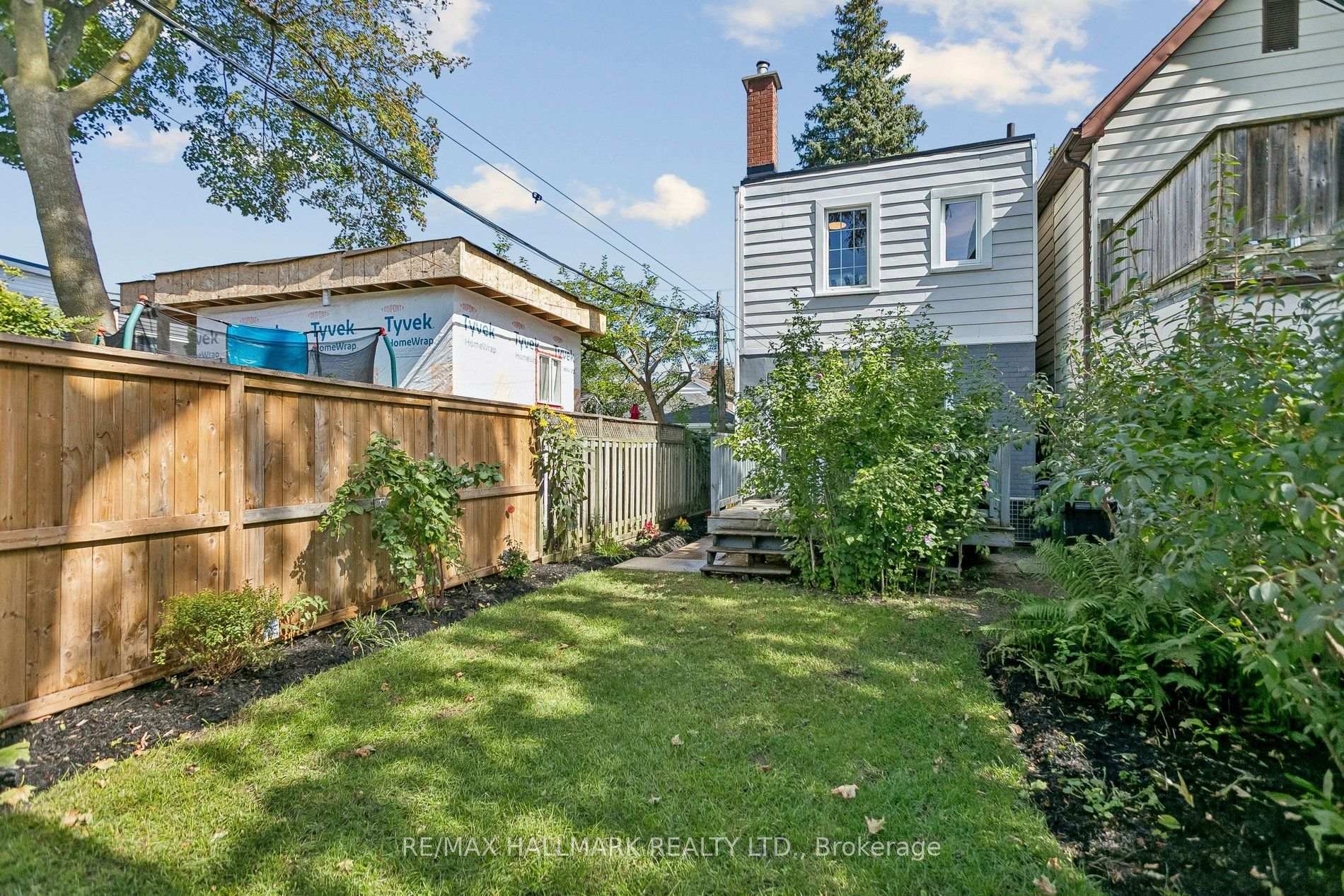 Photo 18 of 8 Hillingdon Avenue, Toronto, Woodbine Corridor — HOMEH