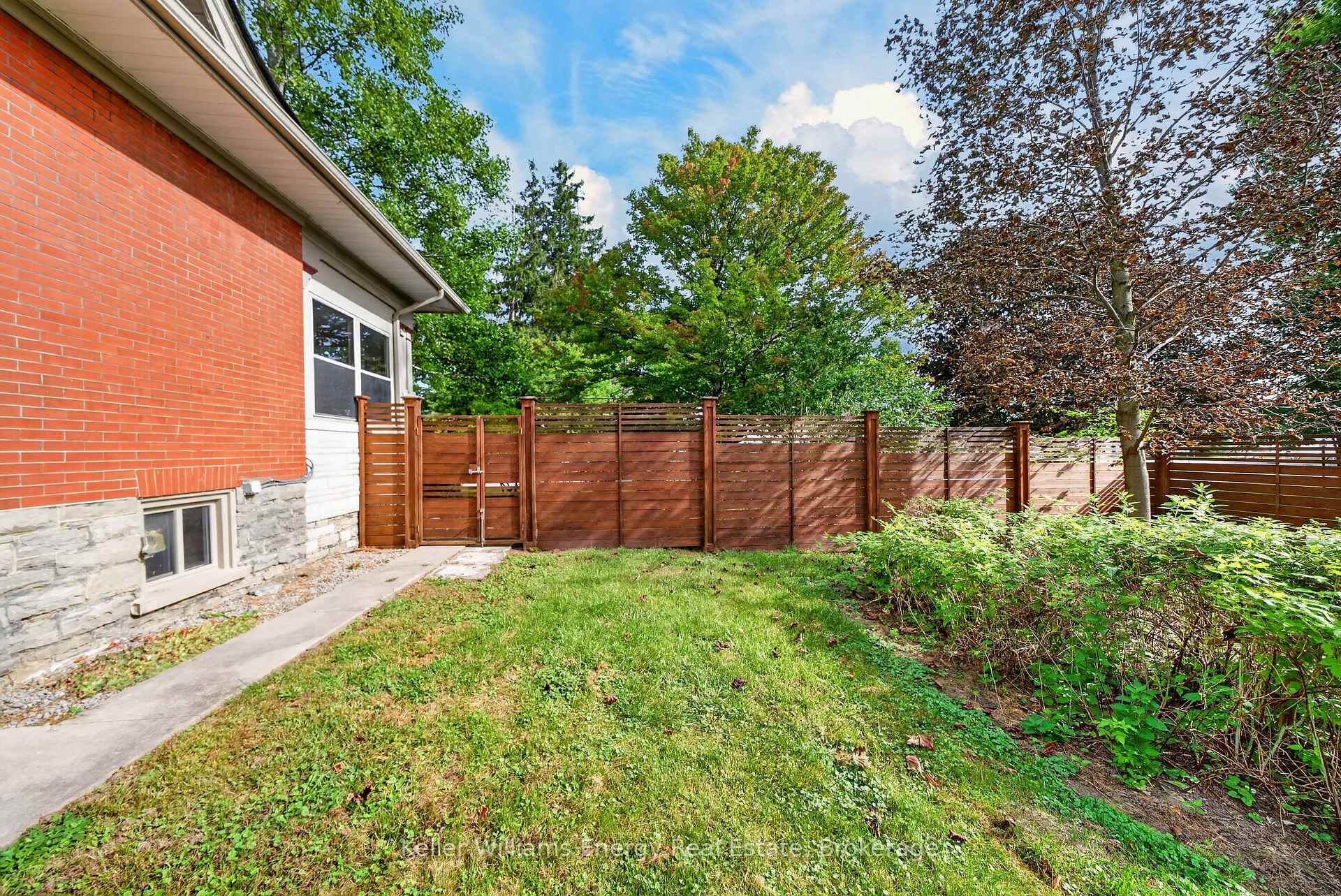 Photo 41 of 3 Downes Avenue, Prince Edward County, Picton Ward — HOMEH