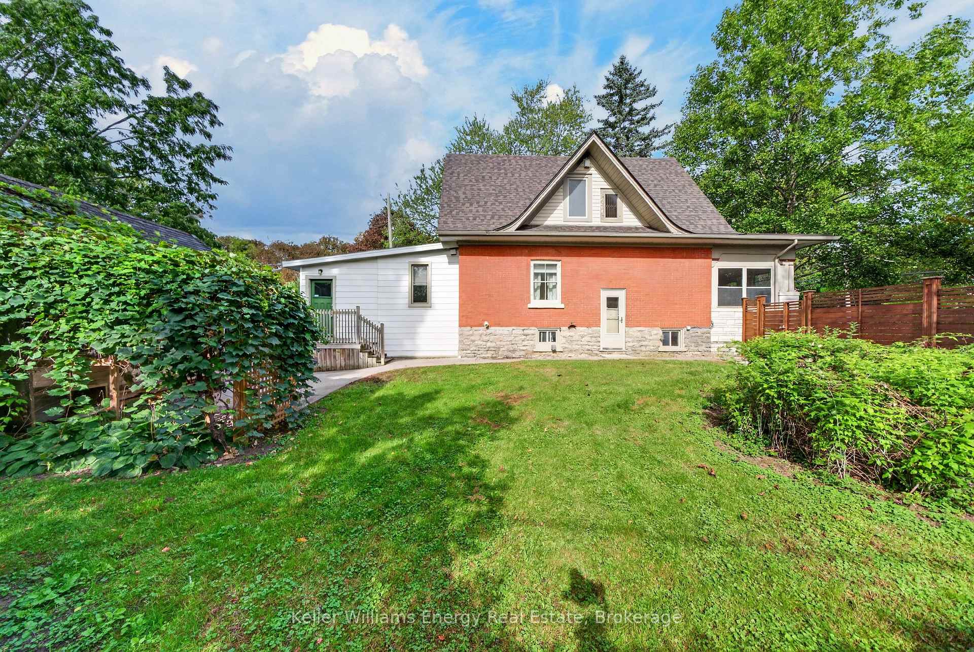 Photo 42 of 3 Downes Avenue, Prince Edward County, Picton Ward — HOMEH