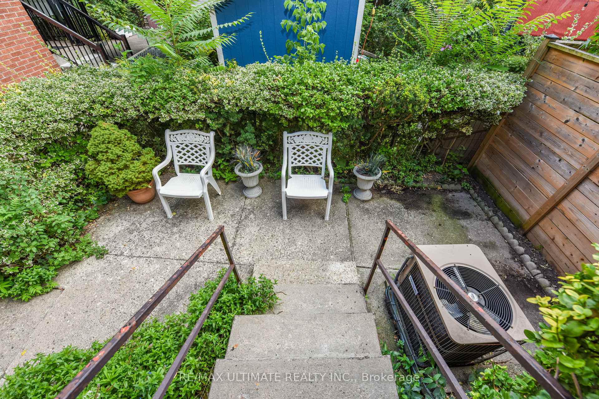 Photo 9 of 127 Salem Avenue, Toronto, Dovercourt-Wallace Emerson-Junction — HOMEH