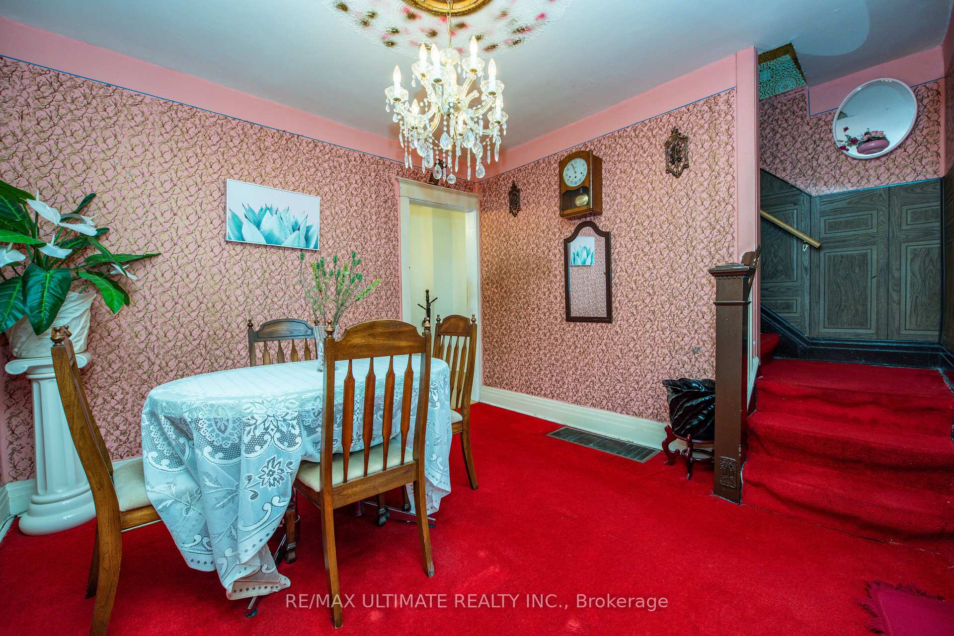 Photo 14 of 127 Salem Avenue, Toronto, Dovercourt-Wallace Emerson-Junction — HOMEH