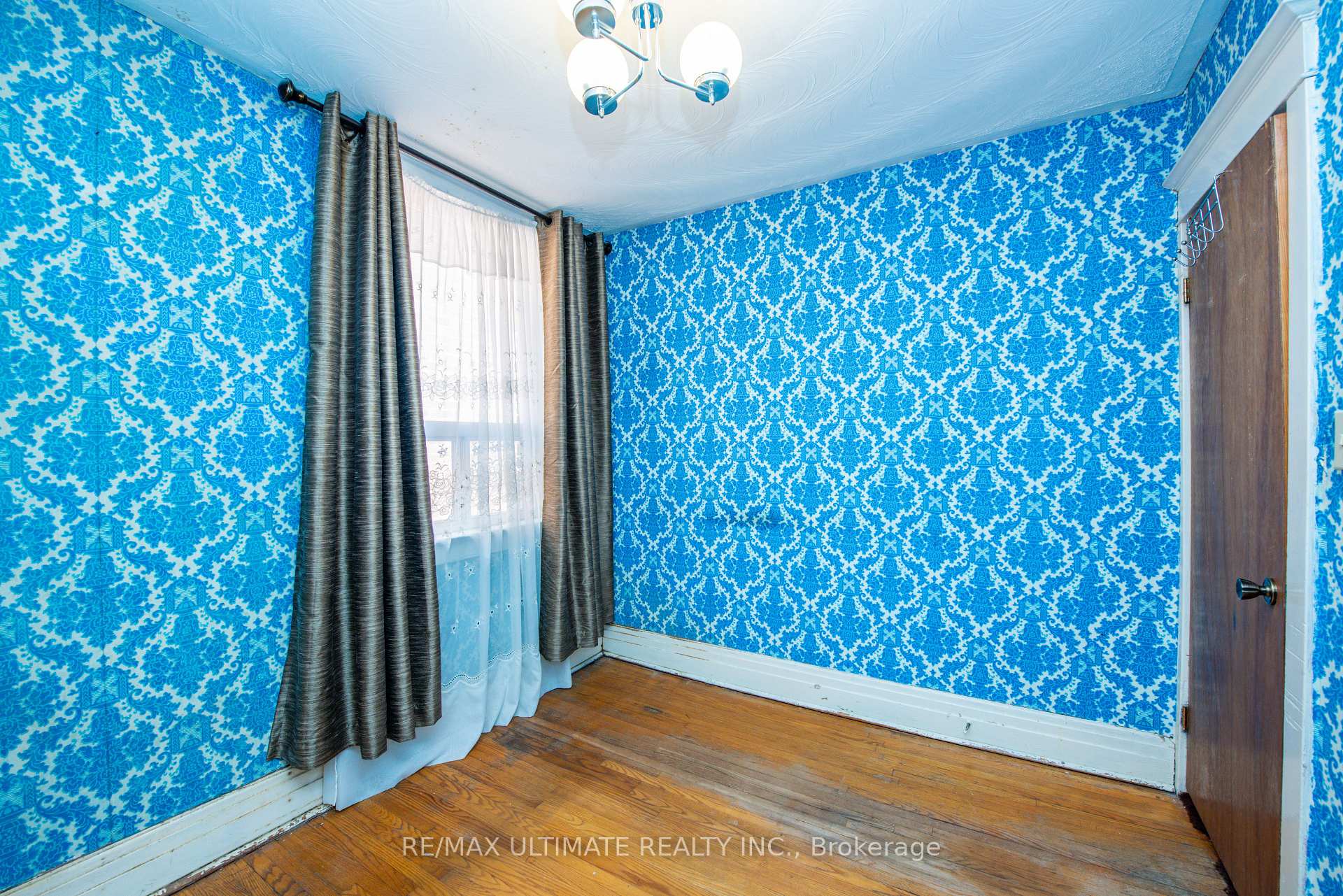 Photo 29 of 127 Salem Avenue, Toronto, Dovercourt-Wallace Emerson-Junction — HOMEH